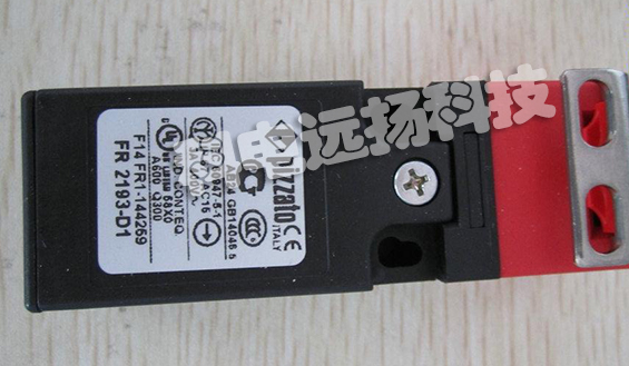 意大利PIZZATO光電開(kāi)關(guān)FX605-W3